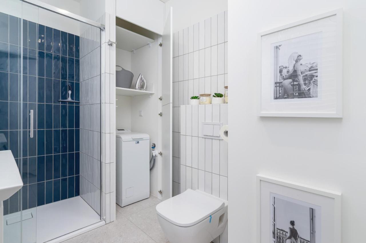 City Studio With Ac Czarnowiejska By Renters Krakow Exterior photo