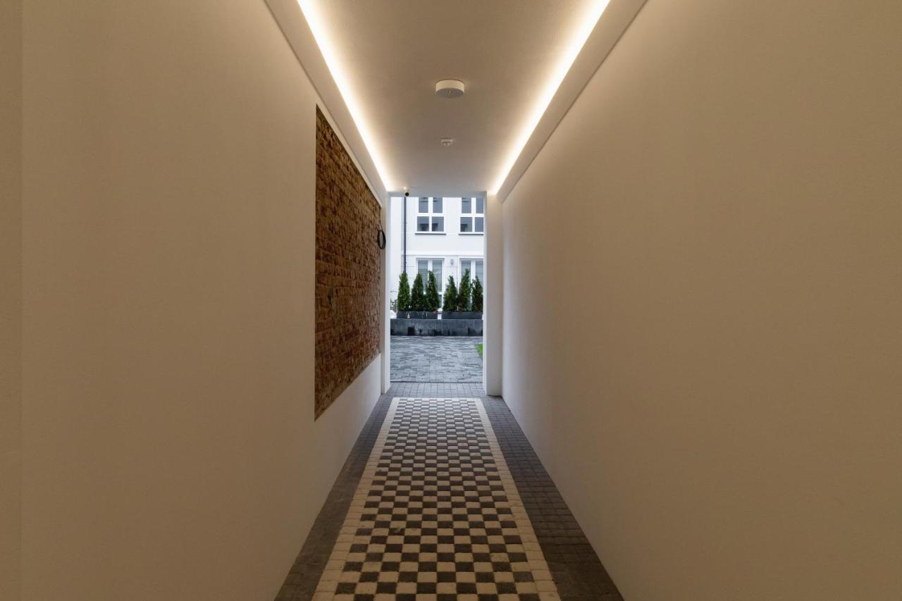City Studio With Ac Czarnowiejska By Renters Krakow Exterior photo