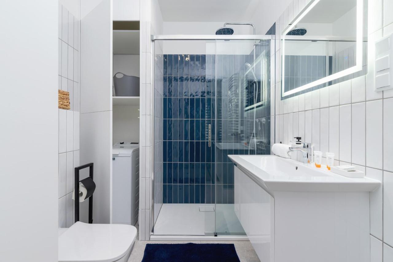 City Studio With Ac Czarnowiejska By Renters Krakow Exterior photo